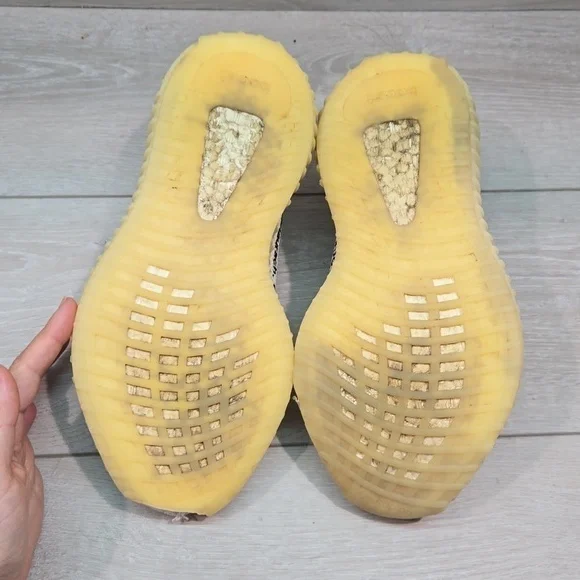 Off White x Yeezy Adidas Custom Boost 350 v2 Athletic Sneakers shoes sz 7